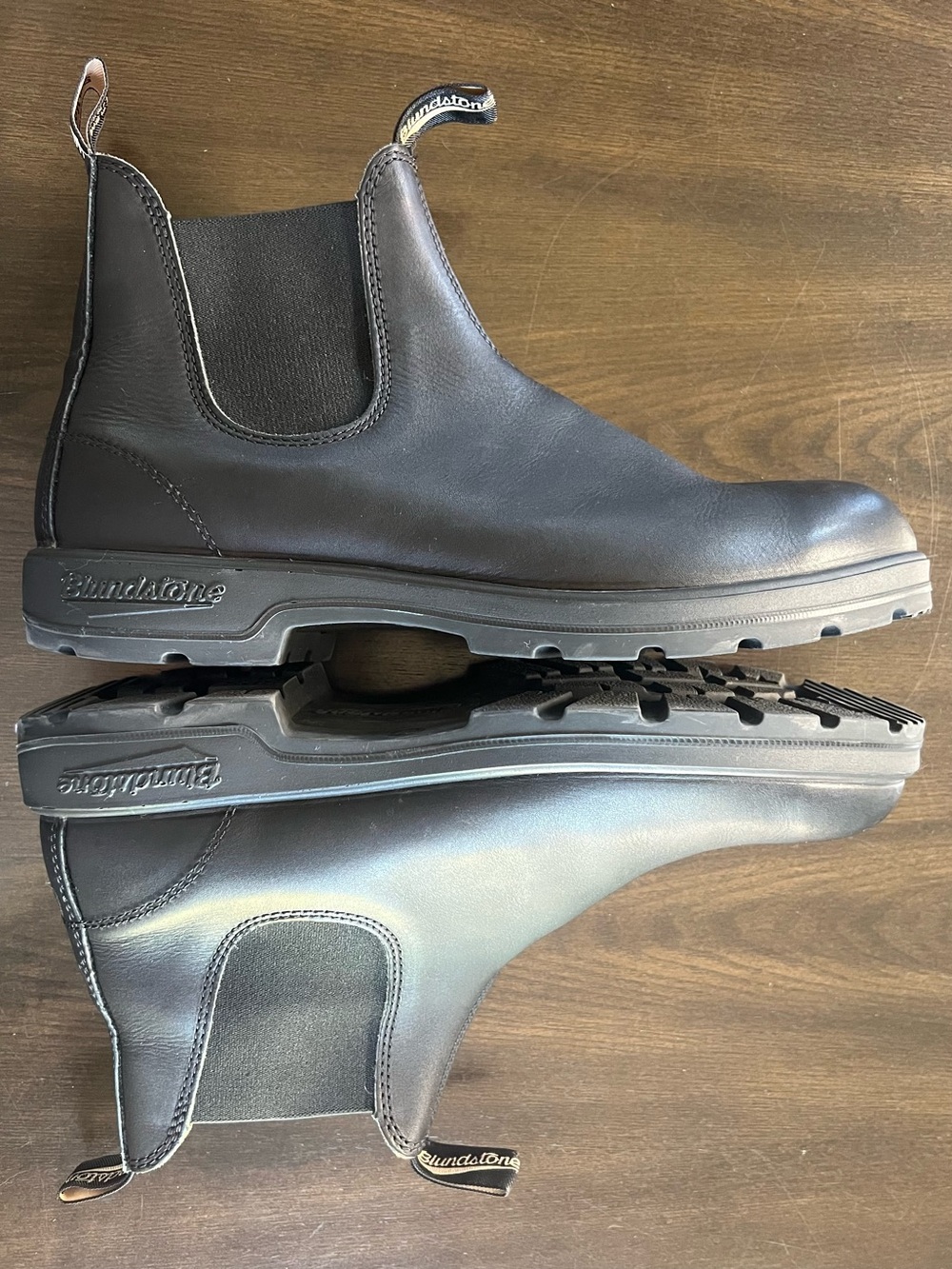 Blundstones men’s 12